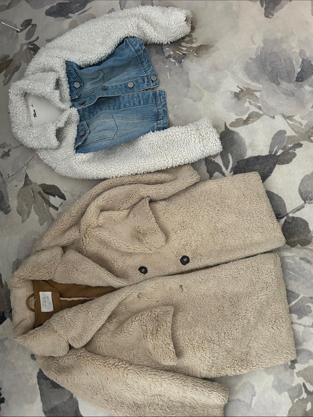Girl 7Y Zara Beige Teddy Coat and Epic Threads White Sherpa Denim Jacket